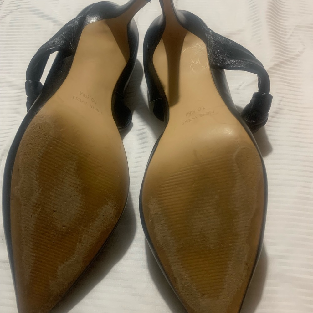 NINE WEST PUMP - Picture 4 of 8